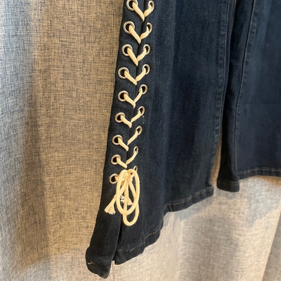 SHEIN ICON Women's Criss Cross Strap High Waist Flared Bottom Jeans - Picture 3 of 15